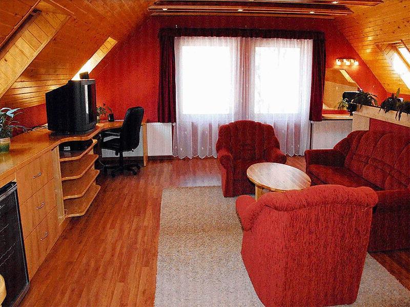 Hotel Platan Panzio Dobogókő Zimmer foto